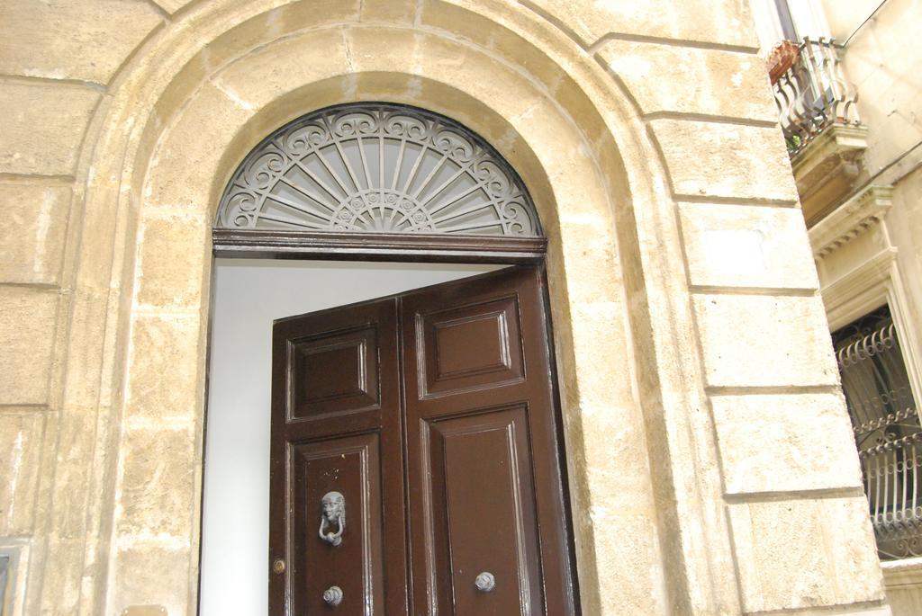 Palazzo Del Centro Bed and Breakfast Λέτσε Εξωτερικό φωτογραφία